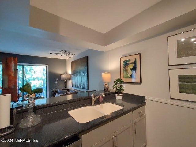 5482 STANFORD Road, Jacksonville, FL 32207
