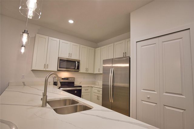 289 BOUNDARY BOULEVARD 202, Rotonda West, FL 33947