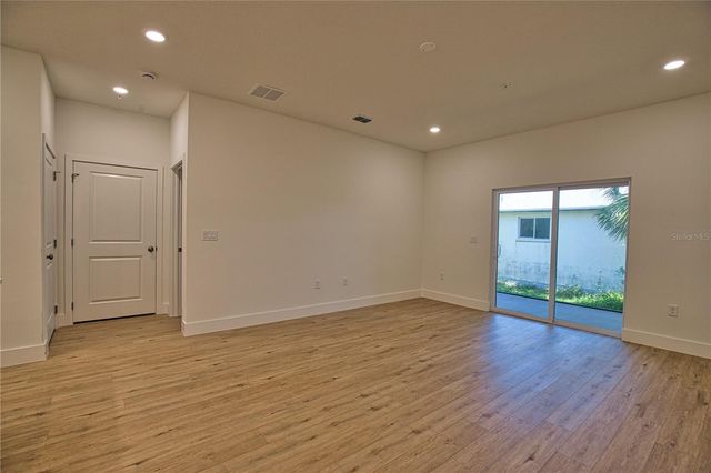 289 BOUNDARY BOULEVARD 202, Rotonda West, FL 33947