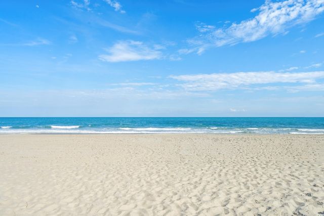 280 Ocean Commons Dr., Myrtle Beach, SC 29575