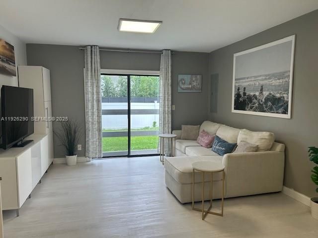 245 189th Ter 0, Sunny Isles Beach, FL 33160