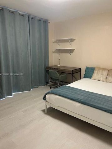 245 189th Ter 0, Sunny Isles Beach, FL 33160