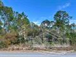 2302 Avenida De Sol, Navarre, FL 32566