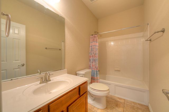 10 Quillwood Place, The Woodlands, TX 77354