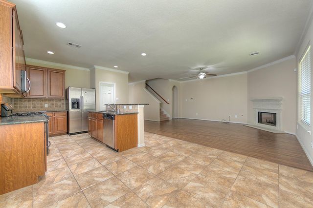 10 Quillwood Place, The Woodlands, TX 77354