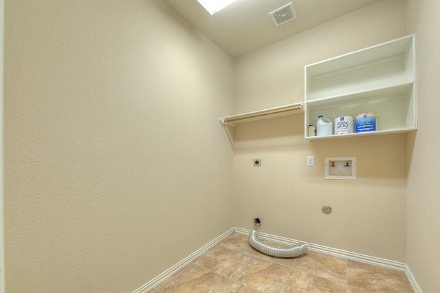 10 Quillwood Place, The Woodlands, TX 77354