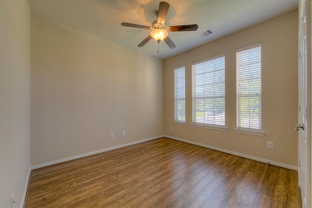 10 Quillwood Place, The Woodlands, TX 77354