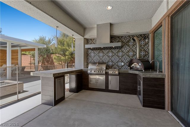 8479 Hickam Avenue, Las Vegas, NV 89129
