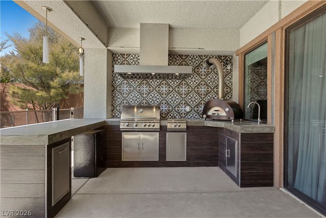 8479 Hickam Avenue, Las Vegas, NV 89129