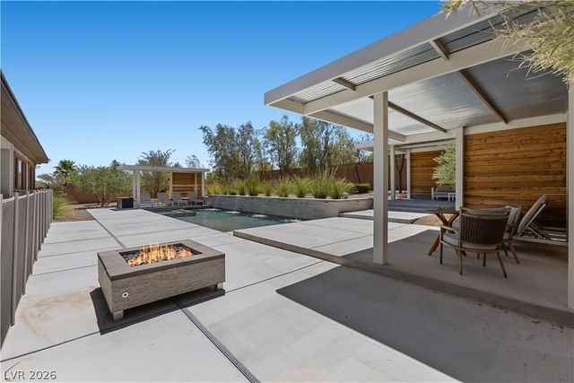 8479 Hickam Avenue, Las Vegas, NV 89129