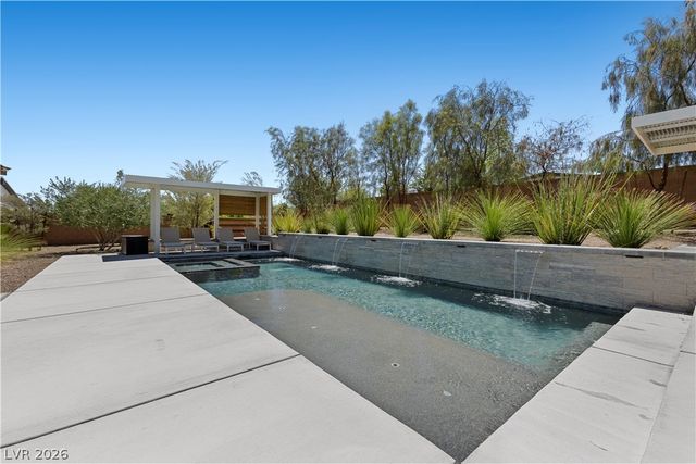 8479 Hickam Avenue, Las Vegas, NV 89129