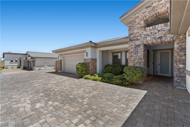 8479 Hickam Avenue, Las Vegas, NV 89129