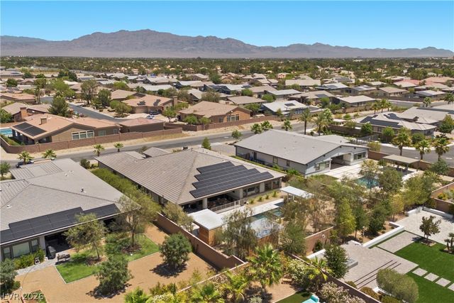 8479 Hickam Avenue, Las Vegas, NV 89129