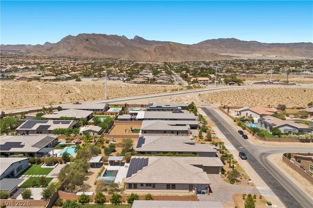 8479 Hickam Avenue, Las Vegas, NV 89129