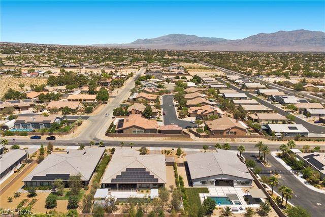 8479 Hickam Avenue, Las Vegas, NV 89129