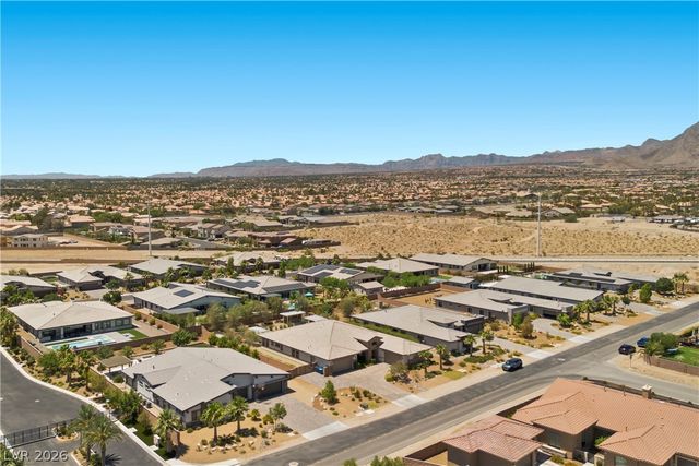 8479 Hickam Avenue, Las Vegas, NV 89129