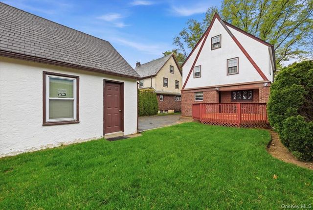 311 Carnation Avenue, Floral Park, NY 11001