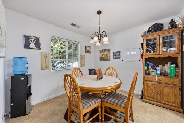 4331 E Oak Ave Avenue, Visalia, CA 93292