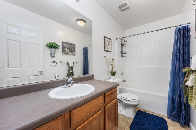 4331 E Oak Ave Avenue, Visalia, CA 93292