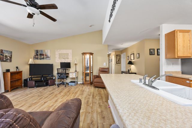 4331 E Oak Ave Avenue, Visalia, CA 93292