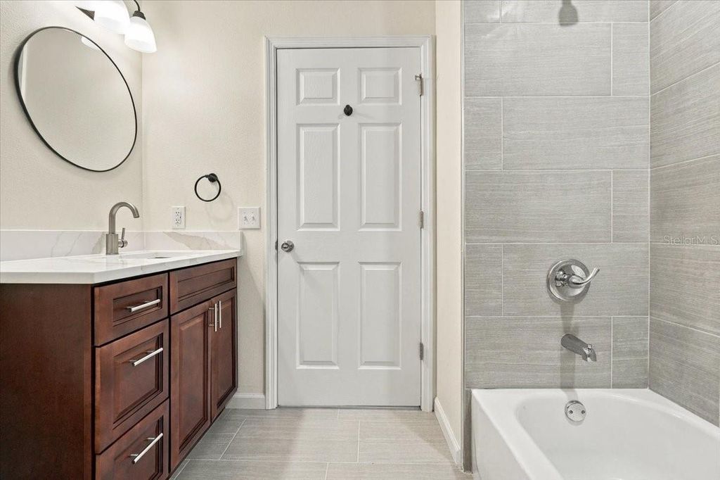 Image 13 of property listing at 1128 AVENUE K A, Haines City, FL 33844