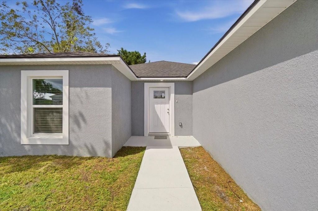 Image 3 of property listing at 1128 AVENUE K A, Haines City, FL 33844