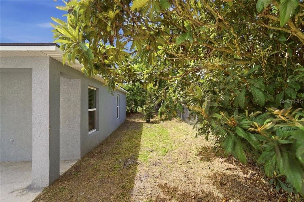 Image 24 of property listing at 1128 AVENUE K A, Haines City, FL 33844