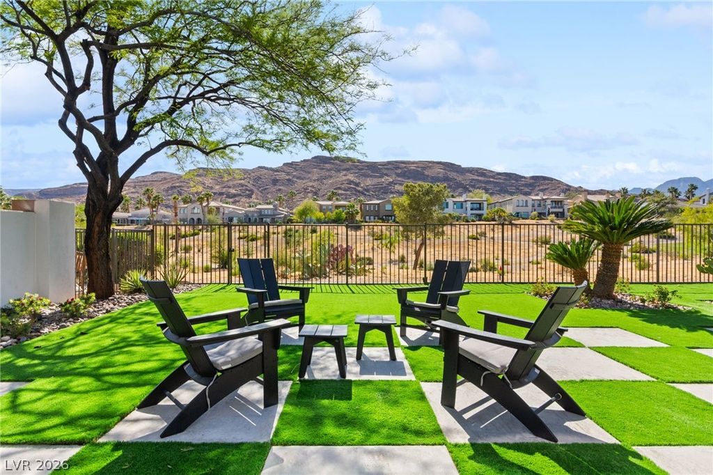 Image 2 of property listing at 2671 Turtle Head Peak Drive, Las Vegas, NV 89135