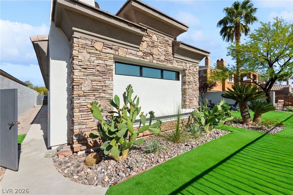 Image 78 of property listing at 2671 Turtle Head Peak Drive, Las Vegas, NV 89135