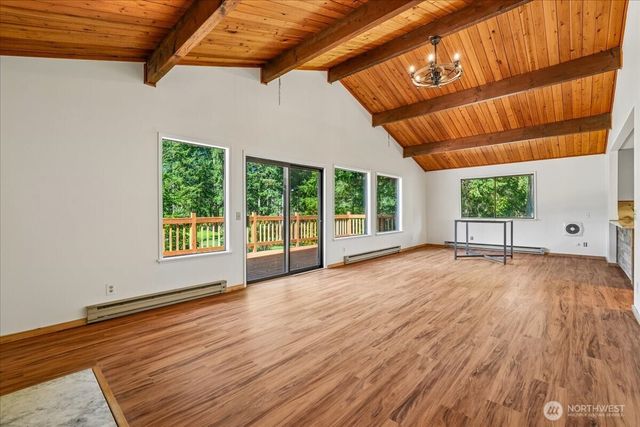 10706 Pioneer Drive, Anderson Island, WA 98303