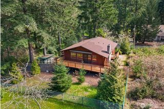 10706 Pioneer Drive, Anderson Island, WA 98303
