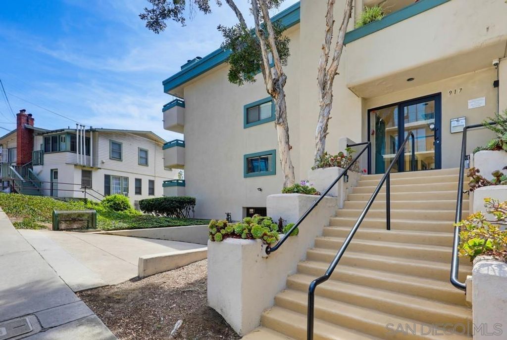 917 Torrance St. 1, San Diego, CA 92103 — photo 2