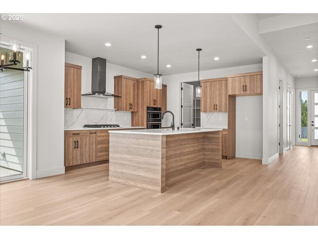 16705 Ne 38TH Ave, Vancouver, WA 98686