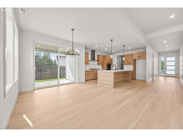 16705 Ne 38TH Ave, Vancouver, WA 98686