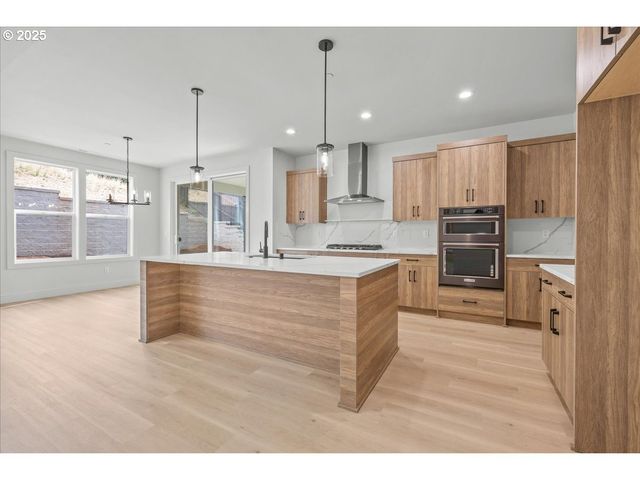 16705 Ne 38TH Ave, Vancouver, WA 98686