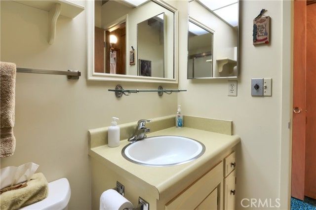 60027 Cascadel, North Fork, CA 93643