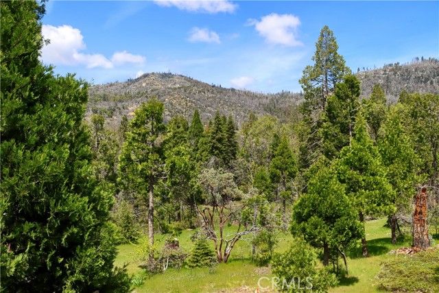 60027 Cascadel, North Fork, CA 93643