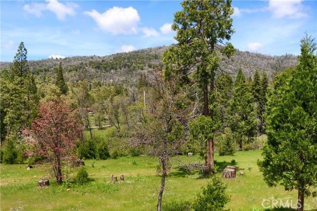 60027 Cascadel, North Fork, CA 93643