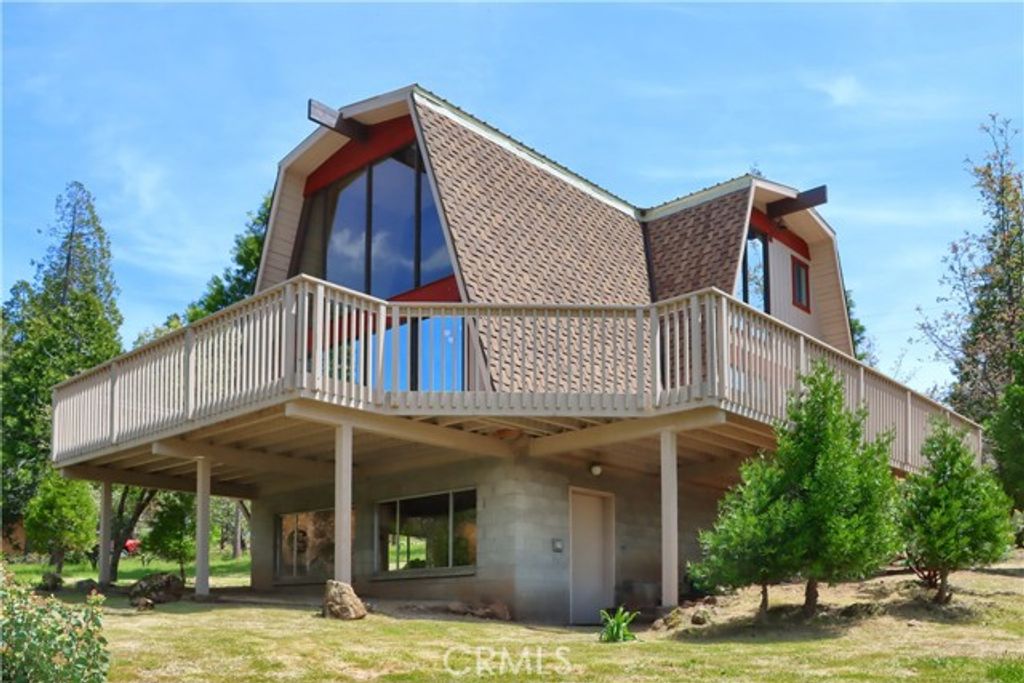 60027 Cascadel, North Fork, CA 93643