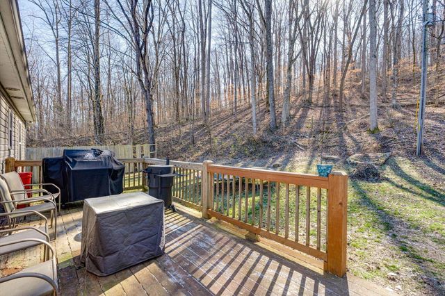 909 Hickory Street, Jasper, TN 37347