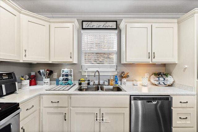 909 Hickory Street, Jasper, TN 37347