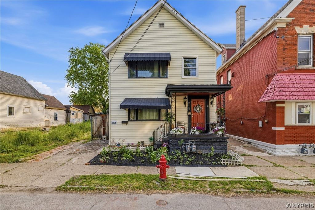 96 Detroit Street, Buffalo, NY 14206