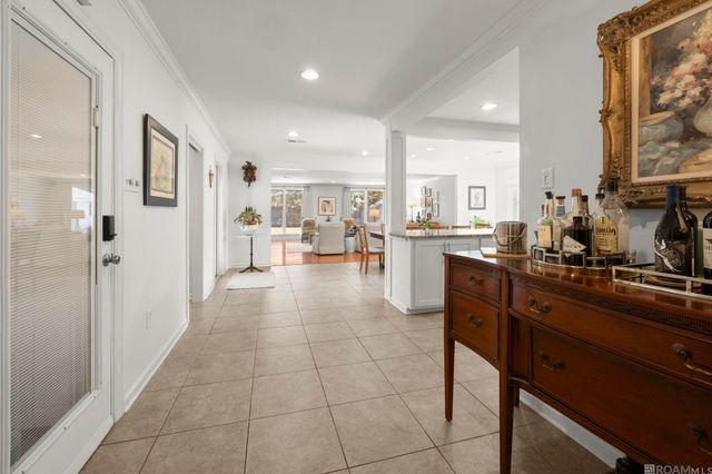 3055 Torrance Dr, Baton Rouge, LA 70809