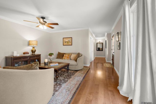 3055 Torrance Dr, Baton Rouge, LA 70809