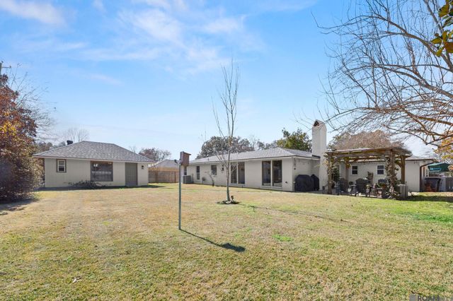 3055 Torrance Dr, Baton Rouge, LA 70809