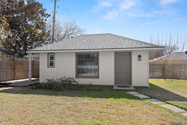 3055 Torrance Dr, Baton Rouge, LA 70809