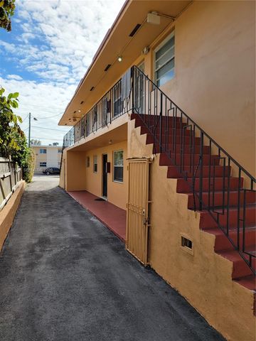 1753 SW 6th St, Miami, FL 33135