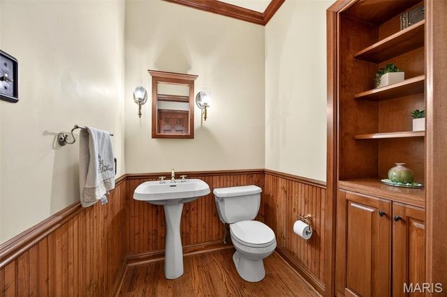 1354 Lake Hollow Drive, Defiance, MO 63341