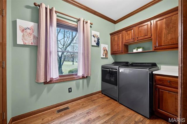 1354 Lake Hollow Drive, Defiance, MO 63341