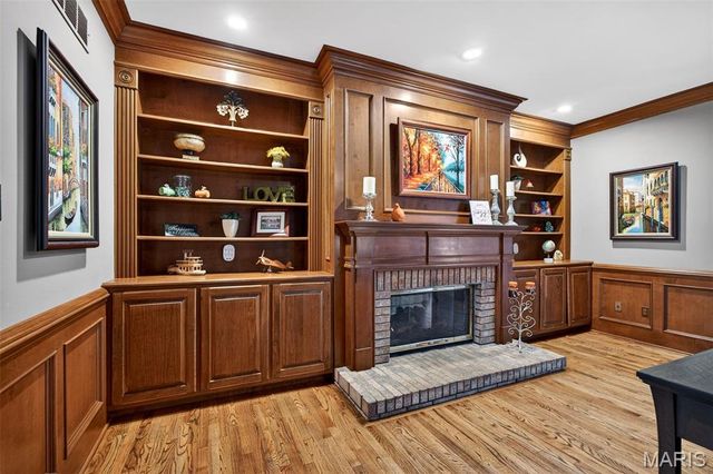 1354 Lake Hollow Drive, Defiance, MO 63341